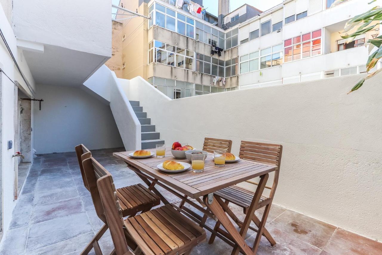 Vita Portucale ! Olaias Design With Terrace Lisboa 外观 照片
