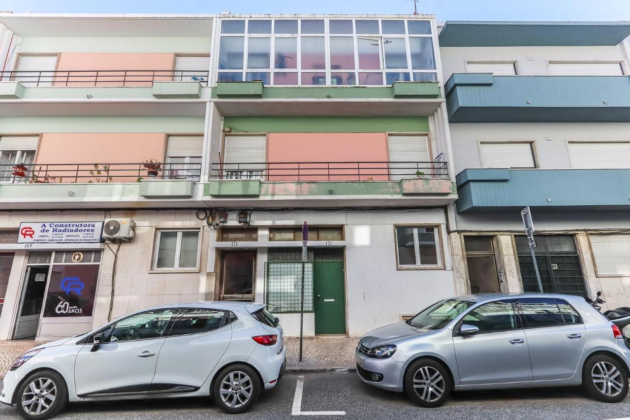 Vita Portucale ! Olaias Design With Terrace Lisboa 外观 照片