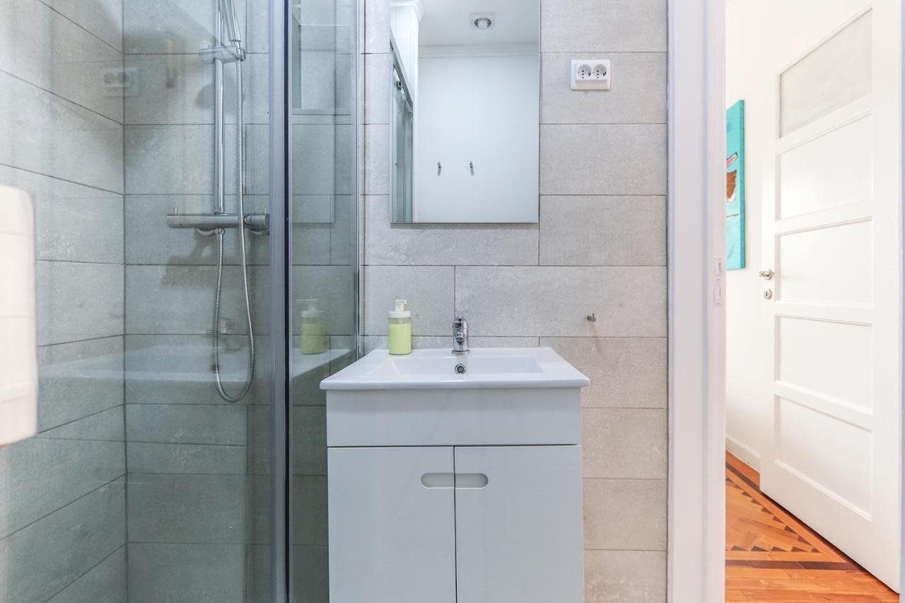 Vita Portucale ! Olaias Design With Terrace Lisboa 外观 照片